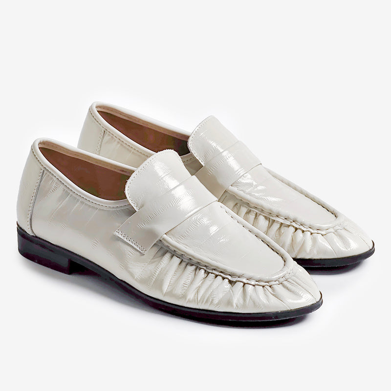 Mocasines Miranda plisados blanco crema – imagen 2